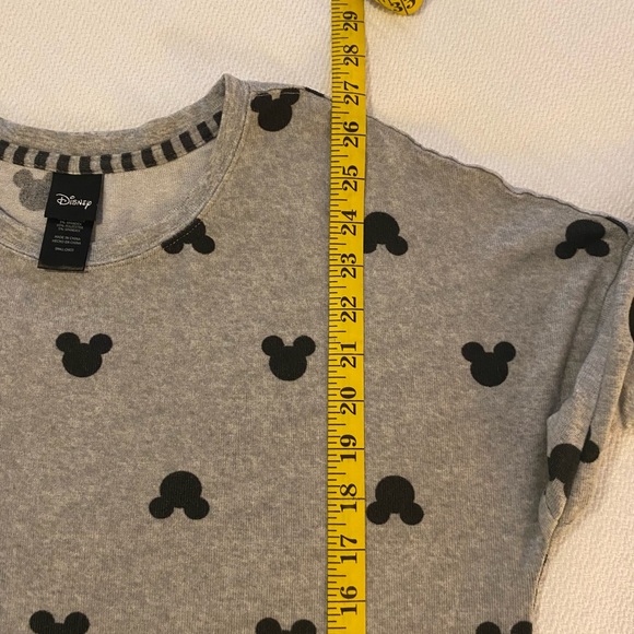 Disney long-sleeve pullover top (S) NWOT - Picture 7 of 7